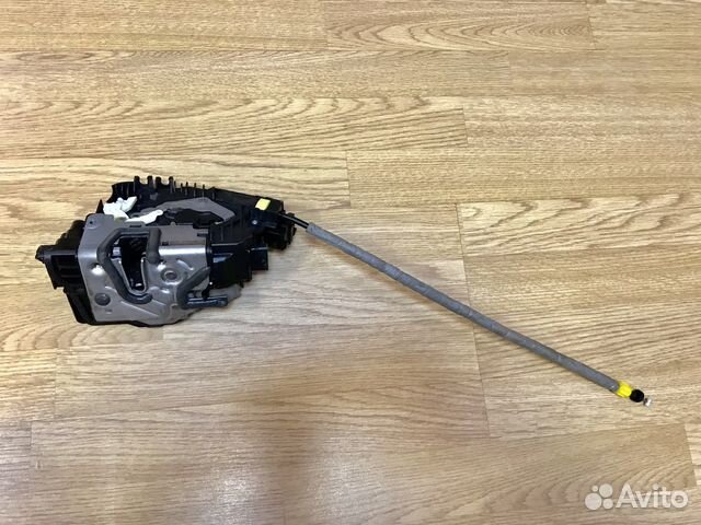 Замок задней левой двери Mercedes W222