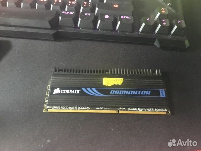 Оперативная память Corsair Dominator