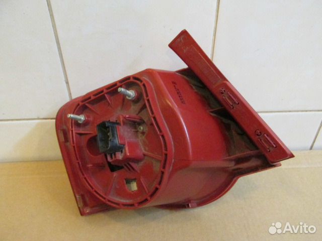 Фонарь задний прав. VW Passat B6 33374