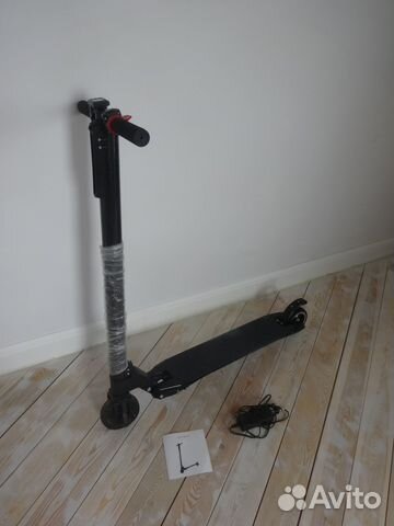 Электросамокат карбоновый складной новый Электросамокат карбоновый складной новый