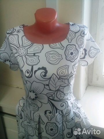 Симпатичное платье на праздник и на повседневку