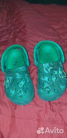 Босоножки Crocs Босоножки Crocs