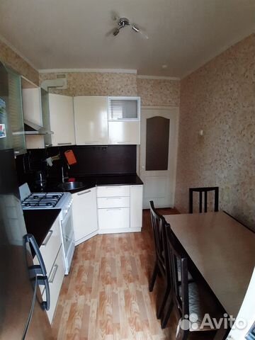 2-к квартира, 57 м², 3/10 эт.