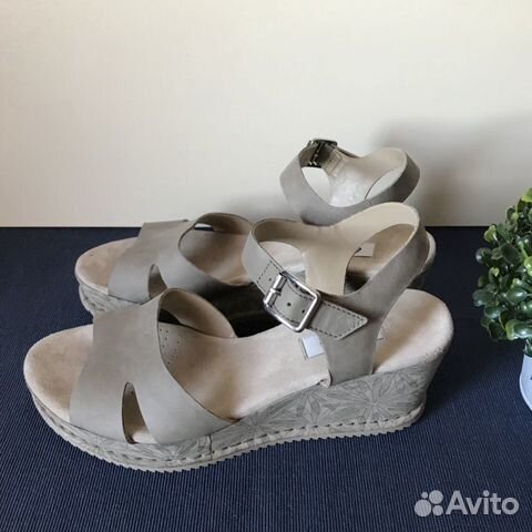 Босоножки Clarks narrative р.39,5 кожа почта