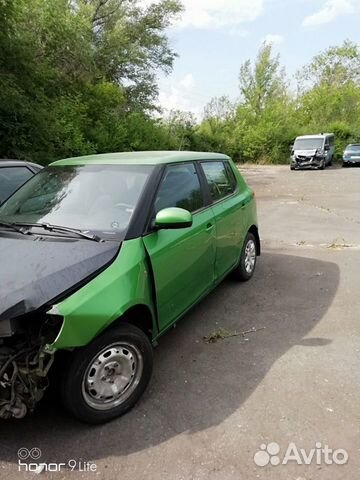 Skoda Fabia 1.4 МТ, 2011, битый, 80 000 км