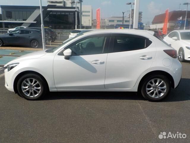 Mazda Demio 1.3 AT, 2015, 45 000 км