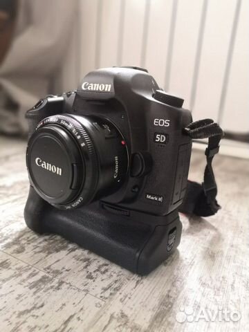 Canon 5d mark II 2 + 50mm 1.8 ll +батарейный блок