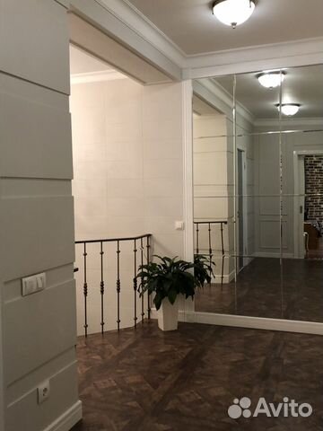 4-к квартира, 259 м², 1/3 эт.
