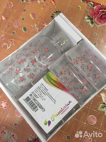 Продам кувшин со стаканами