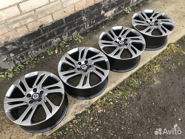 Оригинальные диски R17 от Volvo XC60 XC70 Оригинальные диски R17 от Volvo XC60 XC70