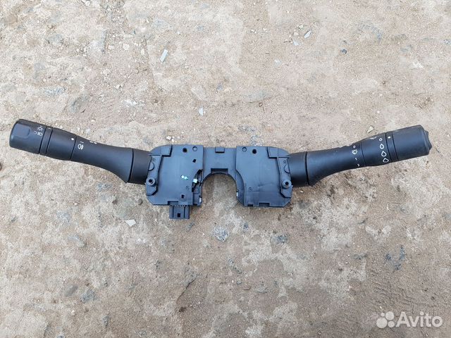 Подрулевой переключатель Renault Fluence