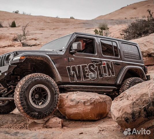 Силовые пороги Jeep Wrangler Westin Силовые пороги Jeep Wrangler Westin