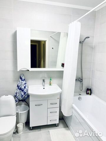2-к квартира, 68 м², 1/3 эт.