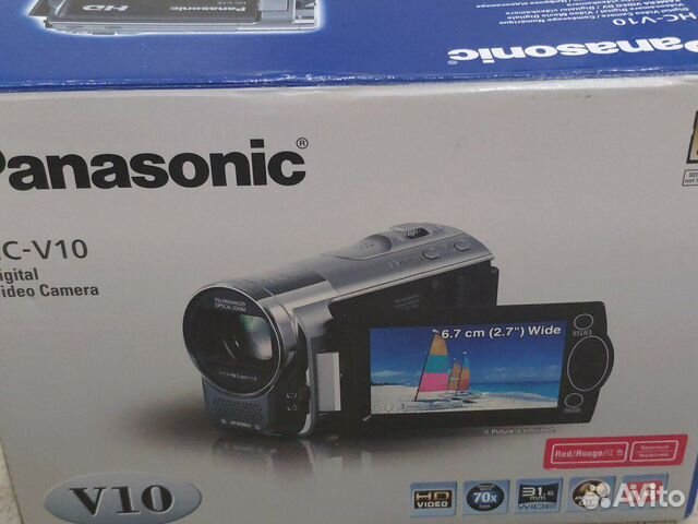 Видеокамера Panasonic HC-V10