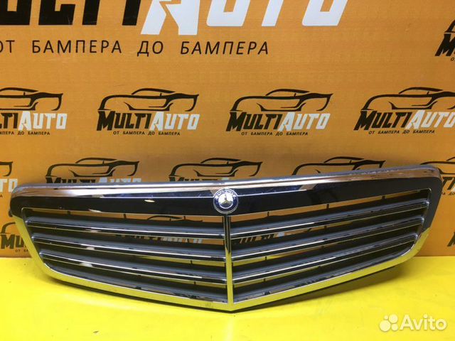 Решетка радиатора Mercedes C-Classe W204 2011-2014 Решетка радиатора Mercedes C-Classe W204 2011-2014