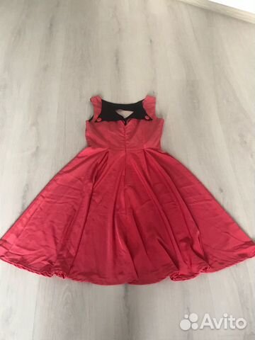 Платье нарядное размер 42-44 Платье нарядное размер 42-44