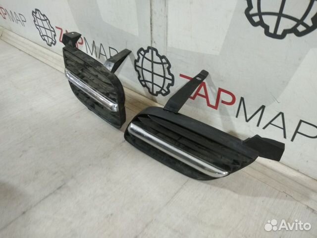 Решетка радиатора Nissan Almera N16