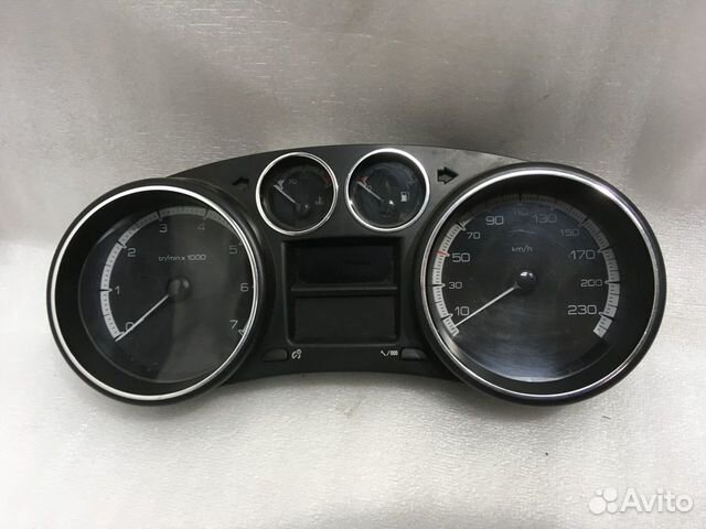 Щиток приборов Peugeot 408,308 АКПП