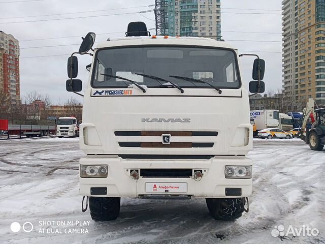 Камаз 43118- бортовая с кму soosan, 2018г