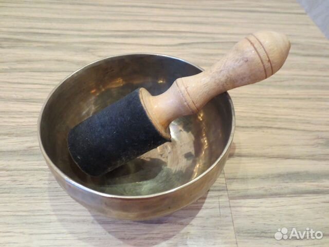 Поющая музыкальная чаша для медитаций Поющая музыкальная чаша для медитаций