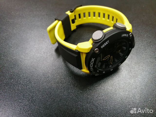 Часы Casio G-Shock GA-2000-1A9ER