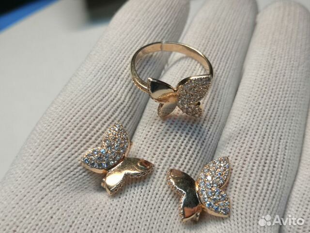 Золотые серьги, кольца, гарнитур