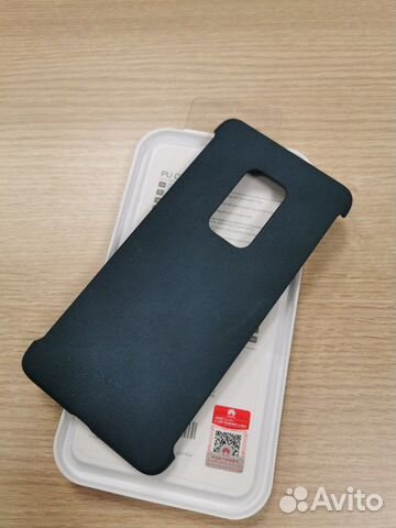 Чехол Huawei mate 20 оригинал новый Чехол Huawei mate 20 оригинал новый