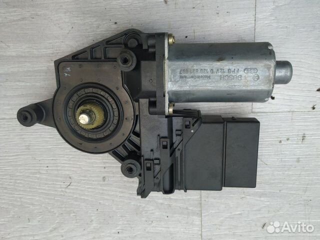 Моторчик задний левый 1C0959811 VW Passat (B5) 200 Моторчик задний левый 1C0959811 VW Passat (B5) 200