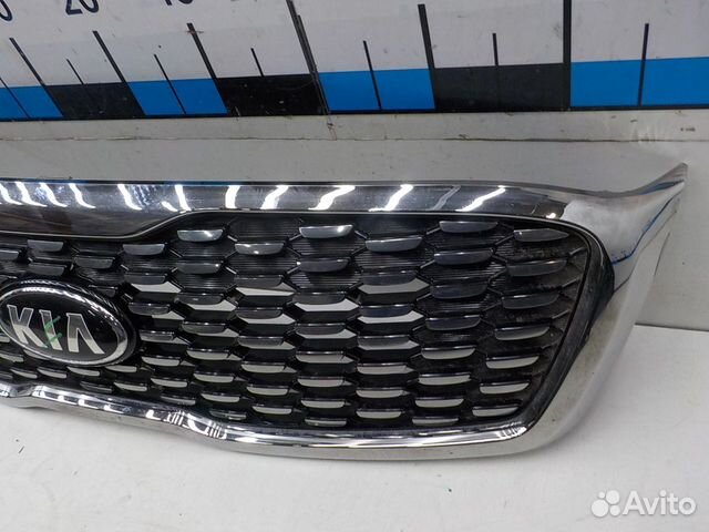 Решетка радиатора на Kia Sorento