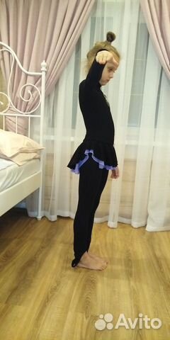 Костюм для фигурного катания р. 122