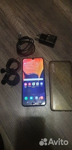SAMSUNG a50