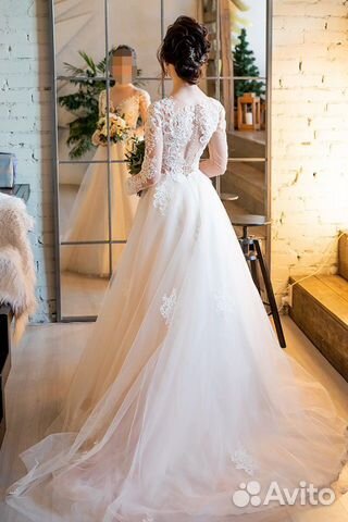 Свадебное платье с кружевами