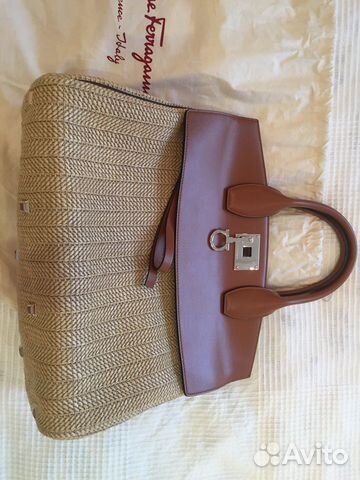 Cумка Salvatore Ferragamo Cумка Salvatore Ferragamo