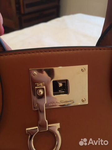 Cумка Salvatore Ferragamo Cумка Salvatore Ferragamo