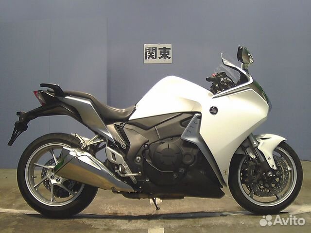 Мотоцикл Honda VFR1200F Мотоцикл Honda VFR1200F