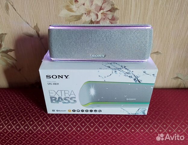 sony xb31 white