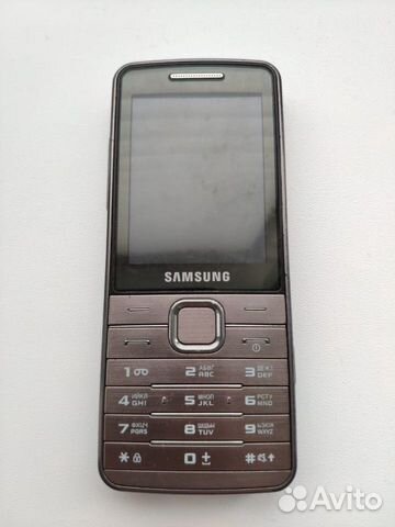 Телефон SAMSUNG GT-S 5610 Телефон SAMSUNG GT-S 5610