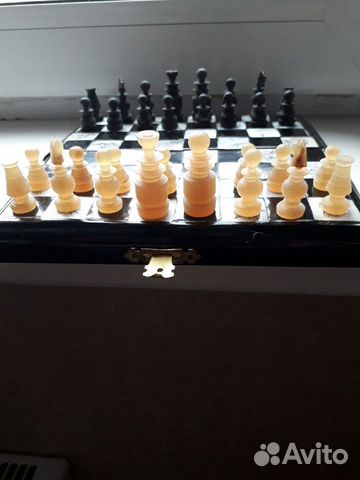 Шахматы перламутр резьба по кости Шахматы перламутр резьба по кости