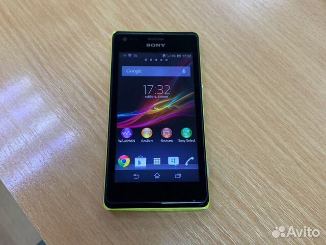 Телефон Sony C1905 (sn yt910f19ee) Телефон Sony C1905 (sn yt910f19ee)