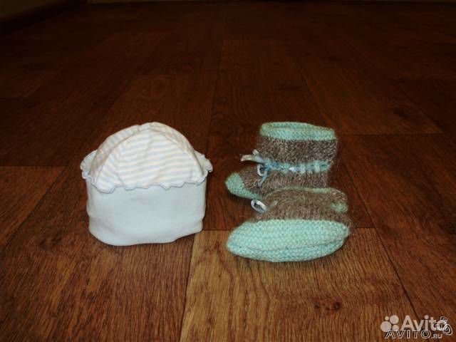 Новые пинетки на козьем пуху,шапочка х/б,ползунки Новые пинетки на козьем пуху,шапочка х/б,ползунки