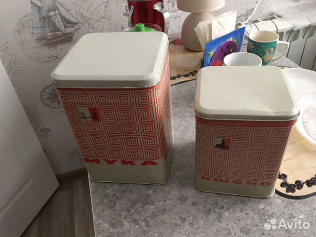 Набор жестяных ёмкостей для кухни