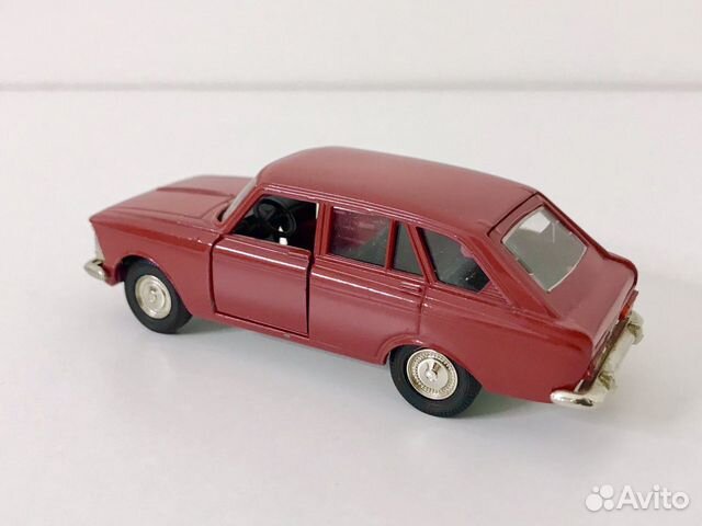 Коллекционная модель авто СССР иж Комби Москвич Коллекционная модель авто СССР иж Комби Москвич