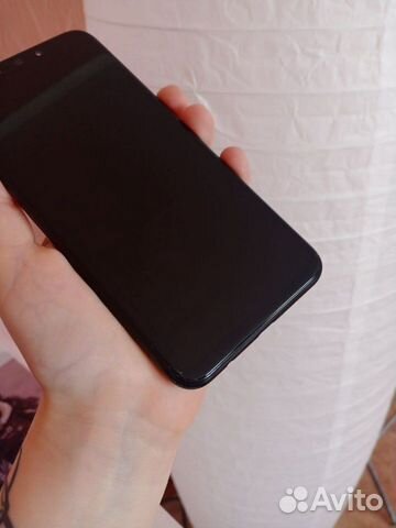 Телефон Huawei Mate 20 lite Телефон Huawei Mate 20 lite