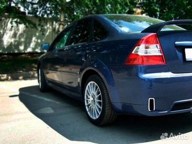 Насадки для заднего бампера Concept Ford Focus II