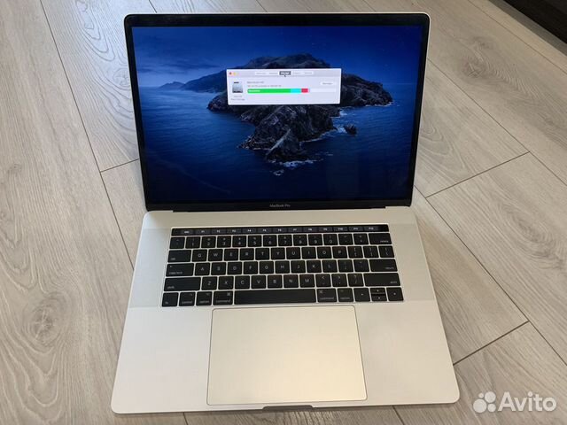 MacBook Pro 15 Mid 2017 Silver MacBook Pro 15 Mid 2017 Silver
