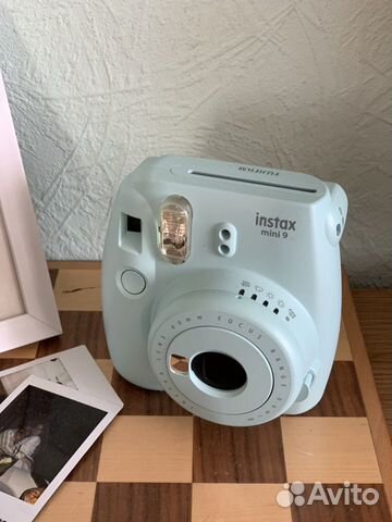 Пленочный фотоаппарат Instax mini 9 Пленочный фотоаппарат Instax mini 9