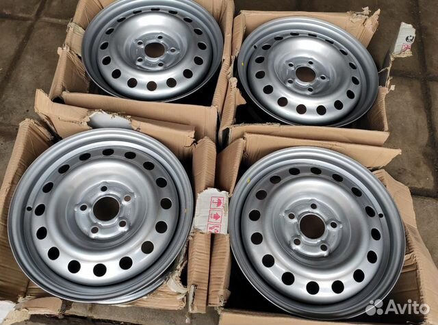 Диски новые штампованные R16 C на Honda Диски новые штампованные R16 C на Honda