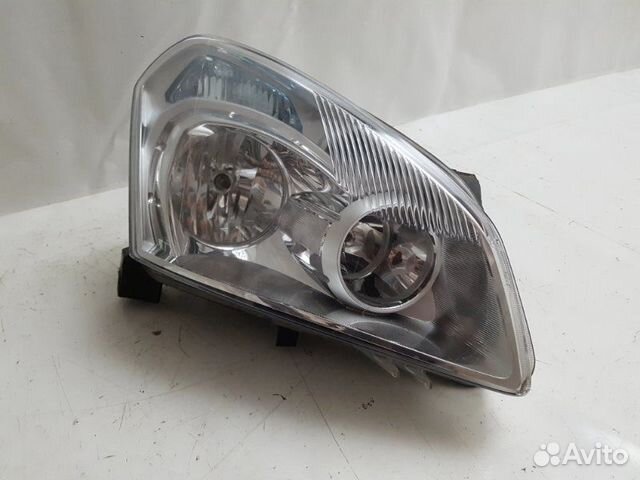 Фара правая Nissan Qashqai J10 Фара правая Nissan Qashqai J10