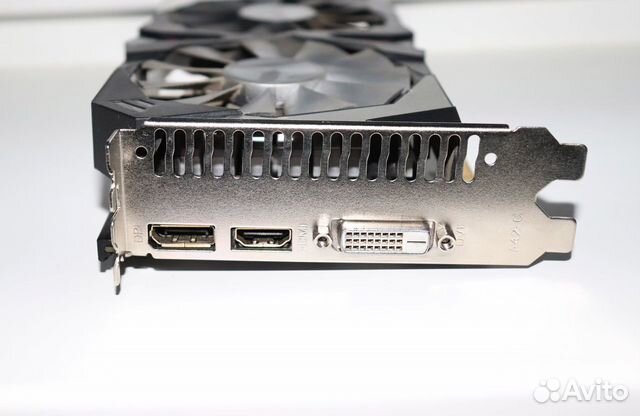 Видеокарта Radeon RX 560 4GB /близка к GTX 1050 Ti Видеокарта Radeon RX 560 4GB /близка к GTX 1050 Ti