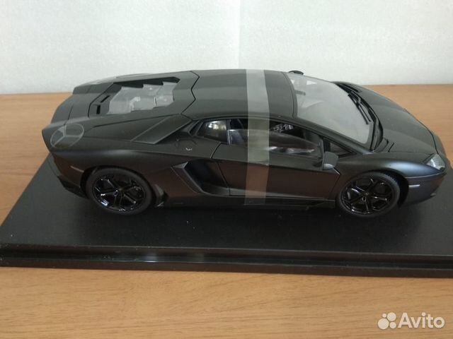 2011 Lamborghini Aventador LP 700-4 1/18 Nexx/Well 2011 Lamborghini Aventador LP 700-4 1/18 Nexx/Well